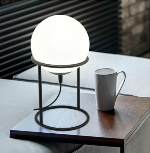 Nachttischlampe schwarz